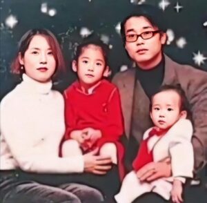 IU Lee Ji-eun's Family Background