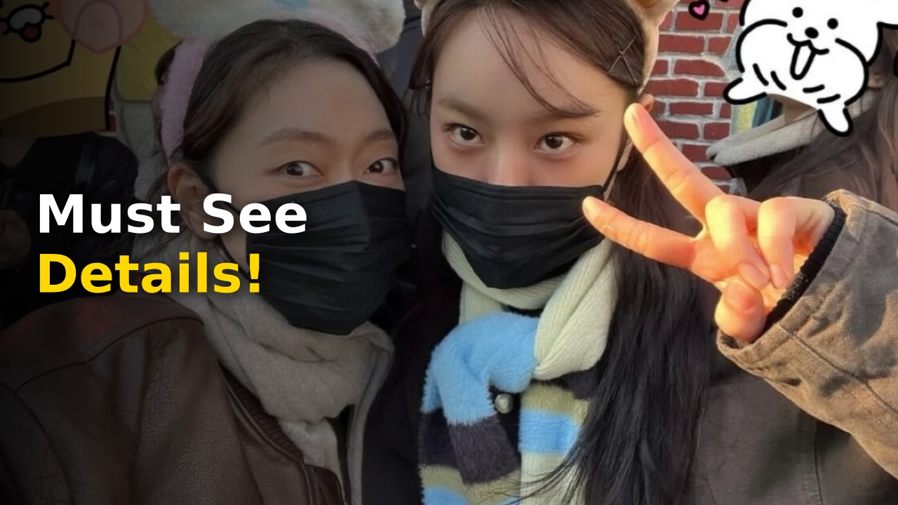 Hyeri and Park Kyung Hye smiling during their joint health checkup story