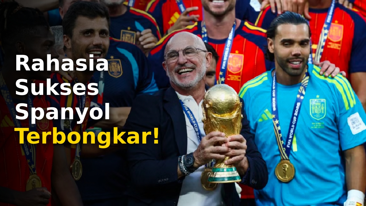 Timnas Spanyol juara mengangkat trofi Piala Dunia 2026 sebagai bukti dominasi sistem akademi