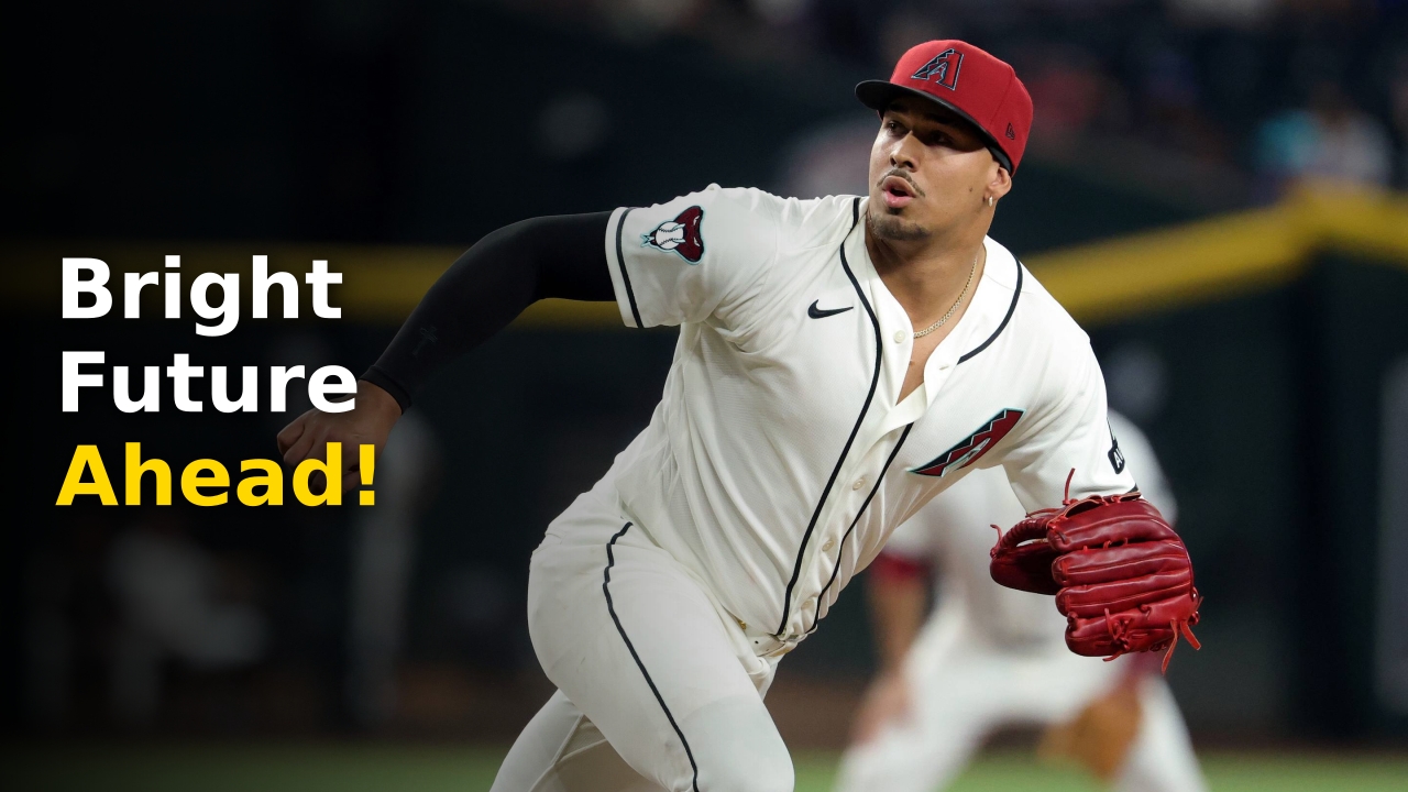 Justin Martinez throwing a fastball for the Arizona Diamondbacks