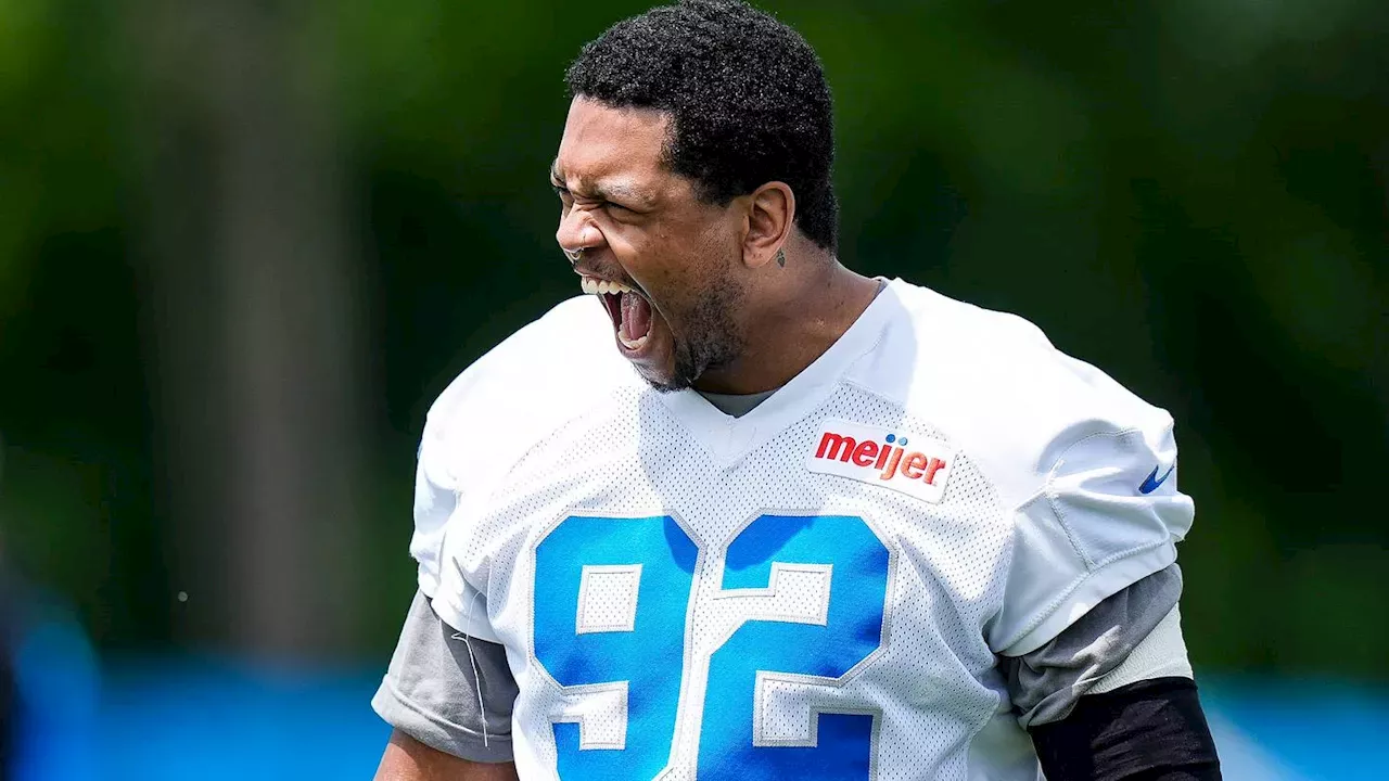 Marcus Davenport NFL defensive end professional photo