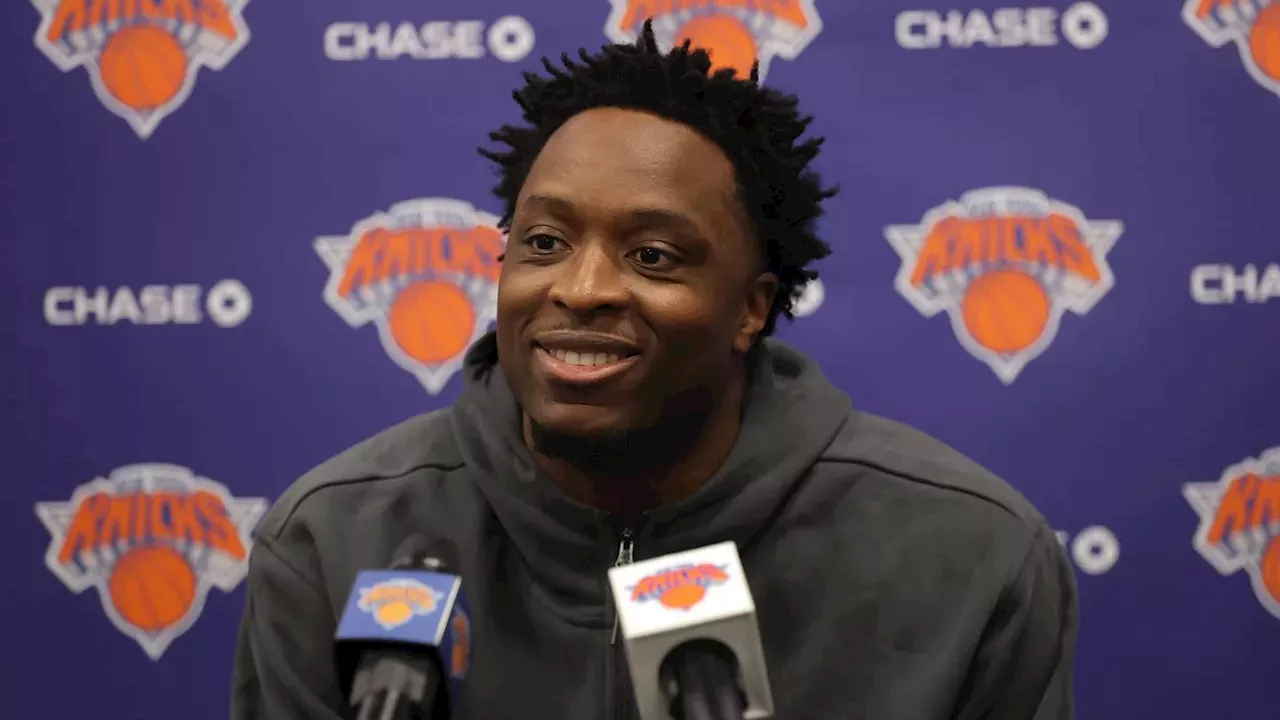 OG Anunoby center buzz during the 2026 New York Knicks training season