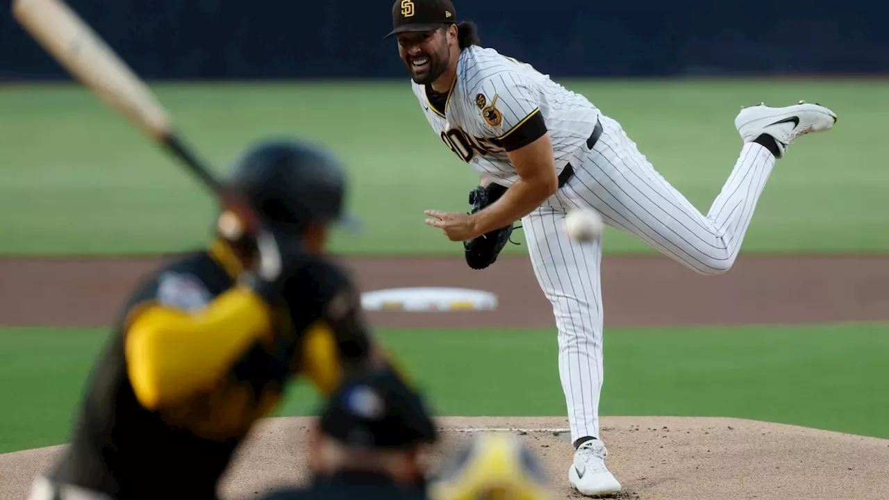 Padres Robbie Ray delivery on the mound during 2026 playoffs