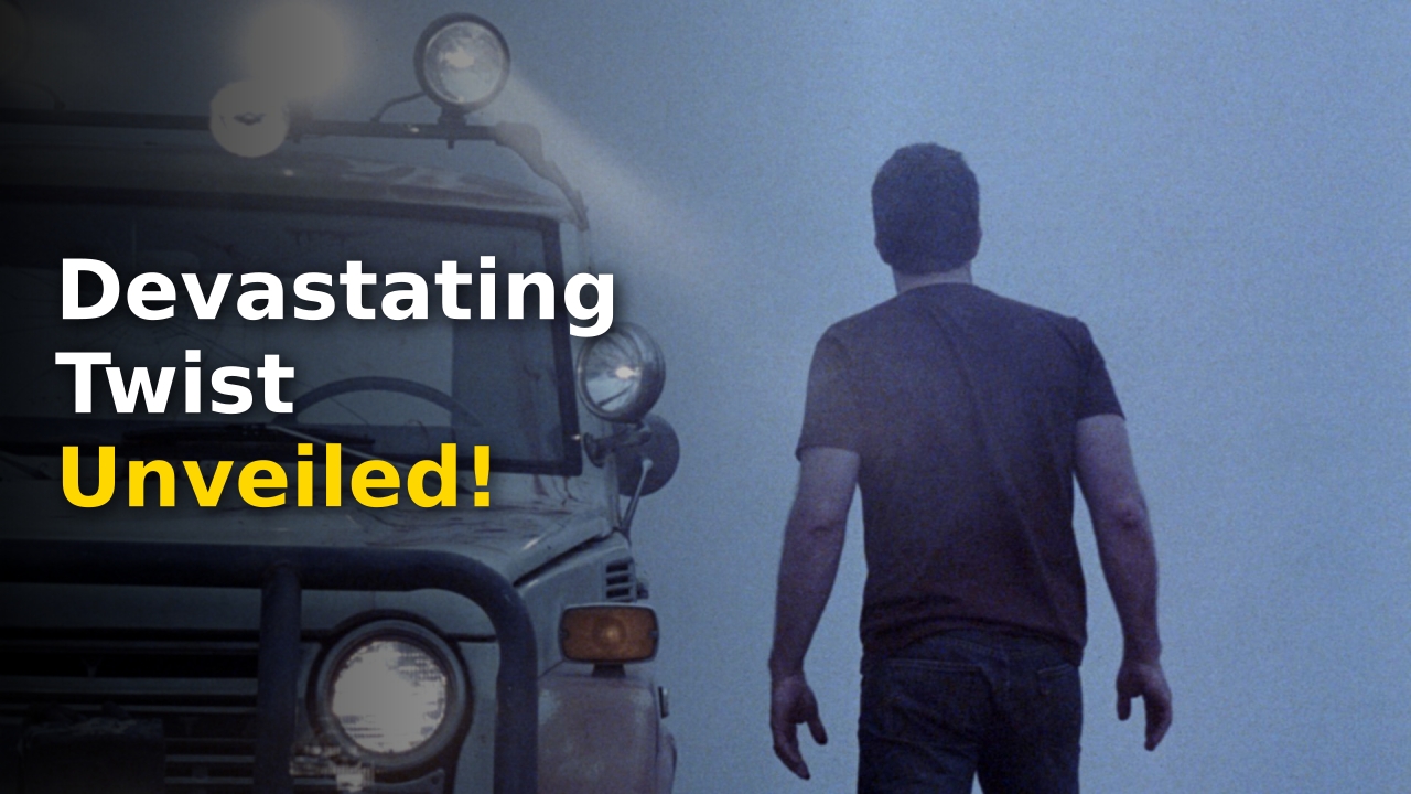 The iconic monster-filled fog rolling over a supermarket in the sci-fi horror film The Mist